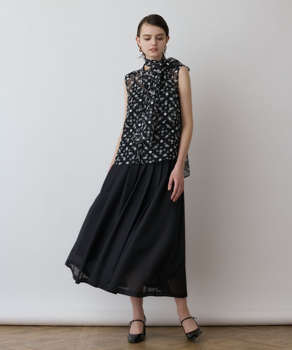 GRACE CONTINENTAL ドットオパールボウタイノースリーブ