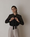 GRACE CONTINENTAL ドットオパールタイ付ブラウス