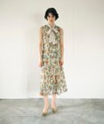 GRACE CONTINENTAL フラワーマーメイドドレス