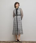 GRACE CONTINENTAL オーナメント刺繍フレアワンピース
