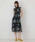 GRACE CONTINENTAL ブーケフラワー刺繍ワンピース
