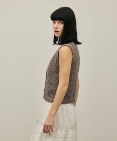 GRACE CONTINENTAL クロシェライクニットジレ