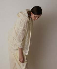 GRACE CONTINENTAL キカレースフード付トップ