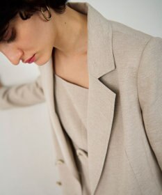 GRACE CONTINENTAL 麻調バックギャザージャケット