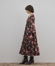 GRACE CONTINENTAL ボタニカルプリントティアードワンピース