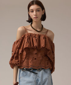 GRACE CONTINENTAL カットワークオフショルトップ