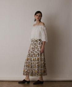 GRACE CONTINENTAL サラサ刺繍チュールスカート