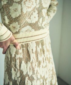 GRACE CONTINENTAL フローラルラメニットトップ