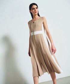 GRACE CONTINENTAL ラインバイカラードレス