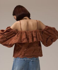 GRACE CONTINENTAL カットワークオフショルトップ
