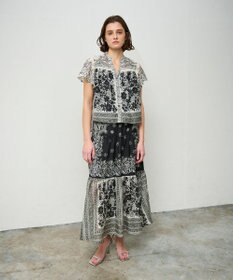 GRACE CONTINENTAL バンダナフレアスリーブブラウス