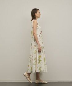 GRACE CONTINENTAL カットワークプリントワンピース