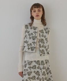 GRACE CONTINENTAL ラメフラワージャガードベスト キナリ