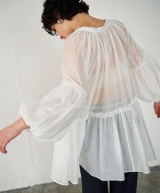 GRACE CONTINENTAL ギャザーカフタントップ