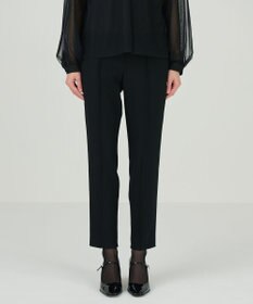 GRACE CONTINENTAL スリムテーパーパンツ ブラック