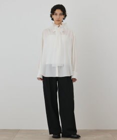 GRACE CONTINENTAL フリルタイ付シャツ