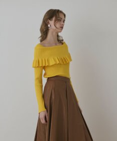 GRACE CONTINENTAL オフショルフリルニットトップ