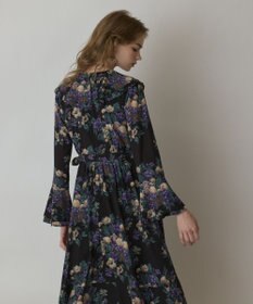 GRACE CONTINENTAL ボタニカルベリープリントワンピース