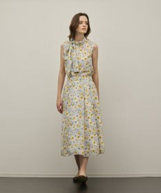 GRACE CONTINENTAL シアーフラワープリントジャガードフレアスカート