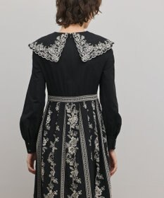 GRACE CONTINENTAL パターン刺繍ワンピース