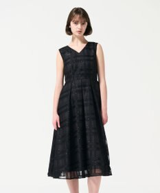 GRACE CONTINENTAL スパンコールチェックドレス