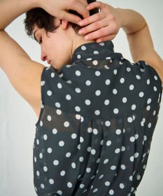 GRACE CONTINENTAL シアードットプリントブラウス