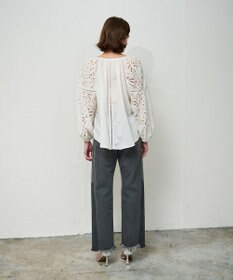 GRACE CONTINENTAL ヤシ柄カットワークトップ