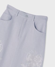 GRACE CONTINENTAL エンブロイダリータイトスカート