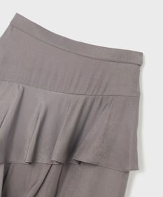 GRACE CONTINENTAL イレヘムサテンスカート