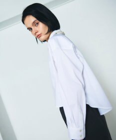 GRACE CONTINENTAL ビジューカラーシャツ