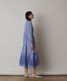 GRACE CONTINENTAL ストライプ刺繍ワンピース