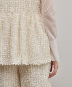 GRACE CONTINENTAL カットジャガードペプラムジレ