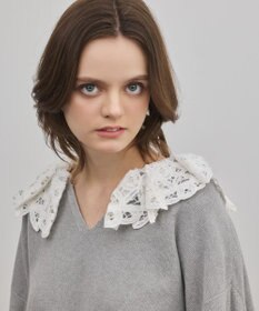 GRACE CONTINENTAL レースカラーニットトップ グレー