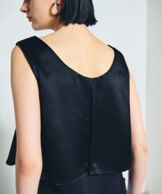 GRACE CONTINENTAL バックコンシャスサテンノースリーブ