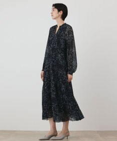 GRACE CONTINENTAL ミナモドットプリントプリーツワンピース