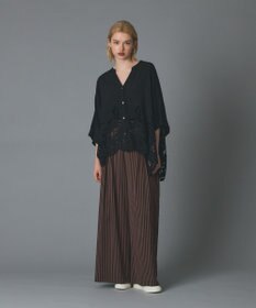 GRACE CONTINENTAL カットワークスカラブラウス