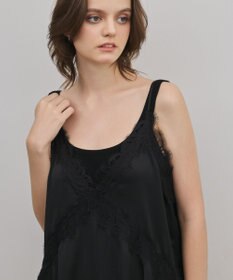 GRACE CONTINENTAL サテンレースキャミ