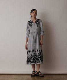 GRACE CONTINENTAL ストライプ刺繍ワンピース