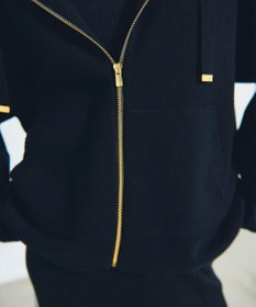 GRACE CONTINENTAL ロゴ刺繍ニットパーカー