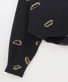 GRACE CONTINENTAL リップモチーフショートシャツ