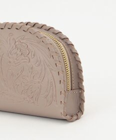 GRACE CONTINENTAL Semicirclepouch2