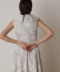 GRACE CONTINENTAL ローズ刺繍ワンピース
