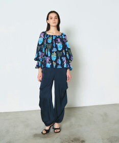 GRACE CONTINENTAL フラワーベースプリントトップ