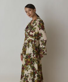 GRACE CONTINENTAL ボタニカルベリープリントワンピース