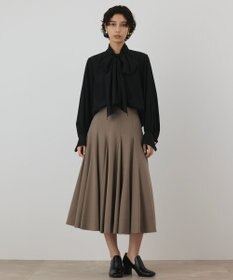 GRACE CONTINENTAL ドラマティックボリュームスカート