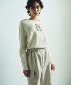 GRACE CONTINENTAL エンブレム刺繍ニットトップ