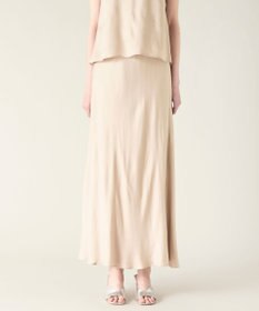 GRACE CONTINENTAL キュプラサテンフレアスカート
