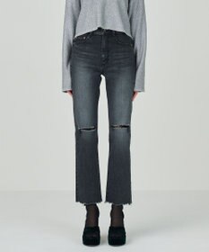 GRACE CONTINENTAL スリムブラックデニムパンツ