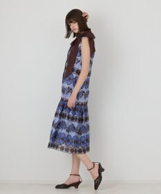 GRACE CONTINENTAL フラワーボーダー刺繍ワンピース