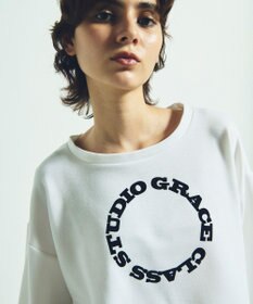 GRACE CONTINENTAL フロッキーロゴプリントトップ